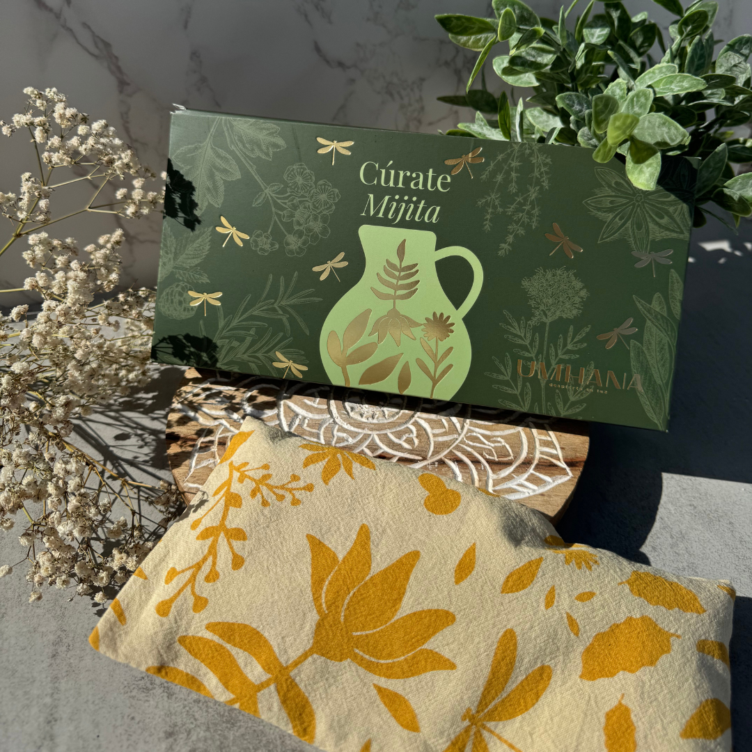 Cojín Herbal para relajar el cuerpo, la mente y darle amorcito al corazón UMHANA | Mezclas a base de Plantas & Adaptógenos